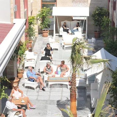 Hotel Pasabey 4*