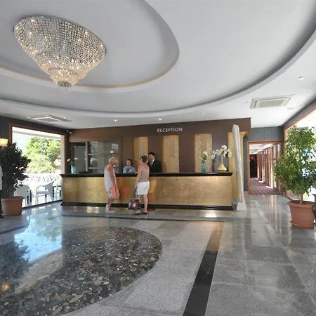 Hotel Pasabey 4*